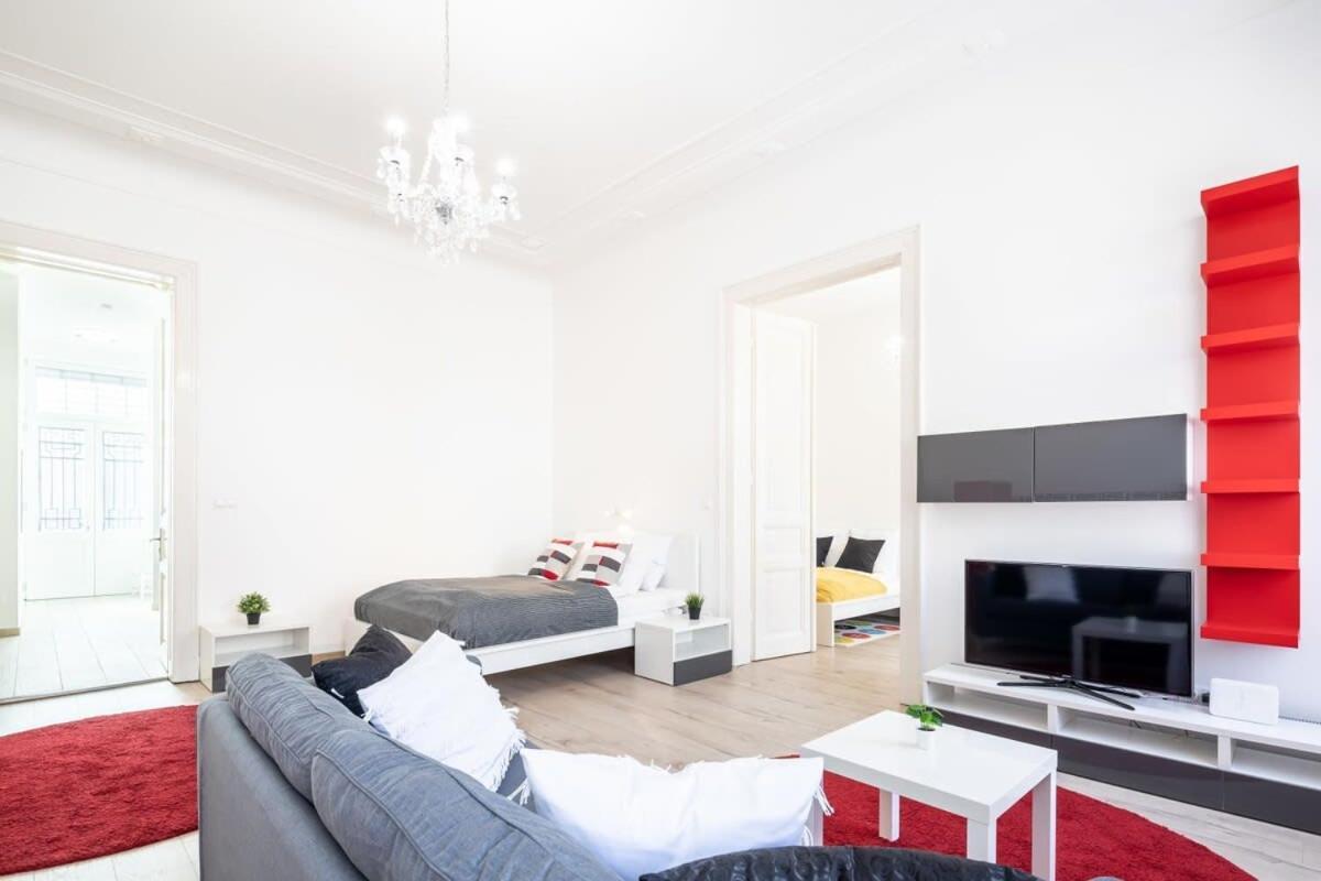 Bright & Large Apartment At Top Location Budapeszt Zewnętrze zdjęcie