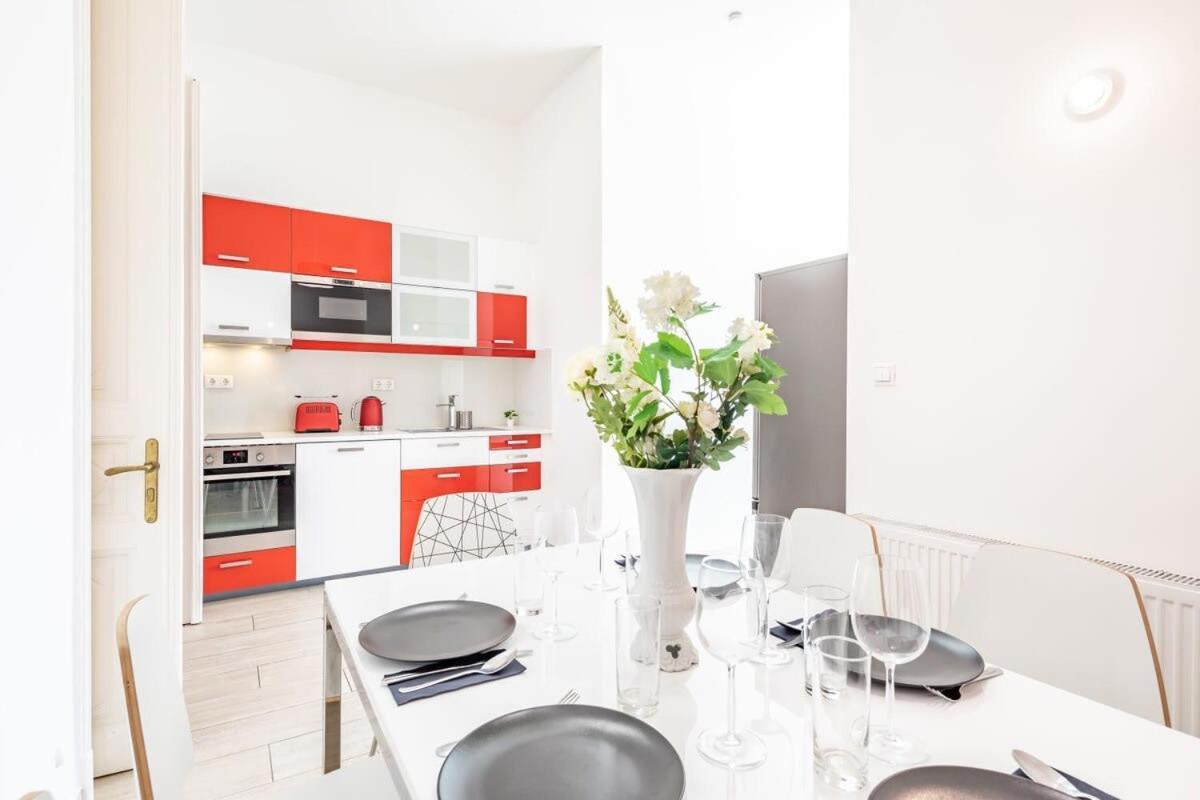 Bright & Large Apartment At Top Location Budapeszt Zewnętrze zdjęcie